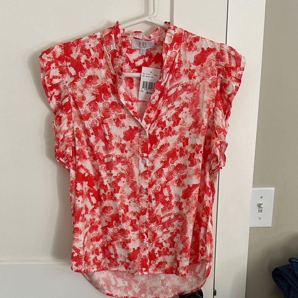 Kut from the Kloth Red and White Floral Blouse